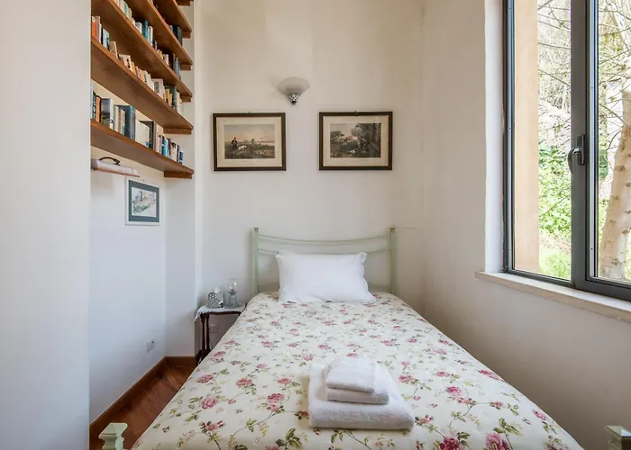 Secret Garden * سيينا