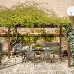 Secret Garden 度假居
